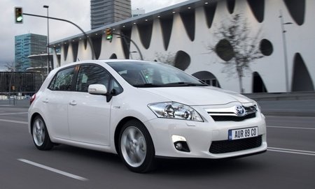 Toyota Auris HSD el segundo coche híbrido más vendido en España en 2011