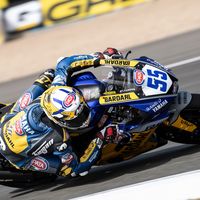 Andrea Locatelli arrasa en Jerez para lograr la segunda victoria del año y escaparse en la general