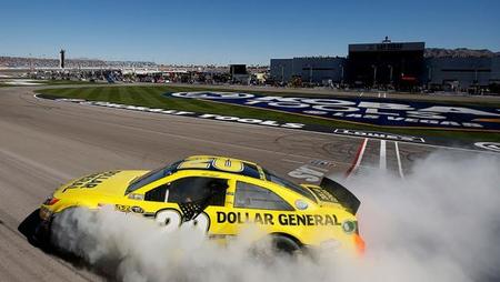 Matt Kenseth se estrena con Joe Gibbs Racing en Las Vegas