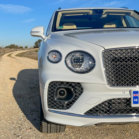 Bentley Bentayga Hybrid Prueba Contacto 29