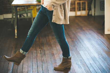 Ofertas en tallas sueltas de botas Quiksilver, Levi's o Dockers por menos de 50 euros en Amazon