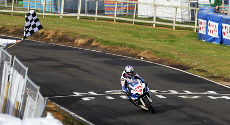 North West 200 2012: Alastair Seeley, sustos, decepción y tragedia