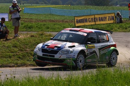 Skoda anuncia que continuará en los rallyes una temporada más
