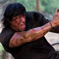 Stallone forjó de verdad en pantalla el icónico cuchillo que aparece en la película; hoy en TV, John Rambo Vuelta al infierno