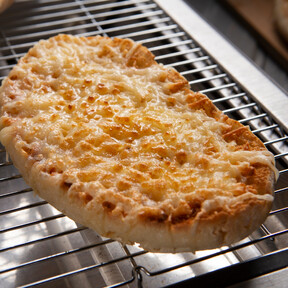 Este estropajo de Mercadona por 1,20 euros es la solución para limpiar la rejilla del horno rápido y dejarla como nueva