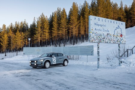 Polestar 2 Artic Circle 2022 017