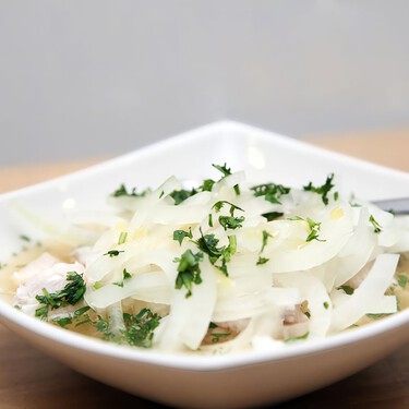 Me daba pereza hacer ceviche en casa hasta que descubrí la versión de Chile: es mucho más fácil y con menos ingredientes 