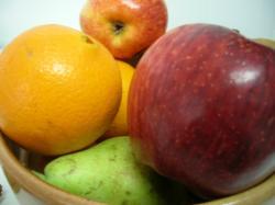 Los españoles comemos poca fruta