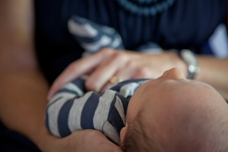 ¿Guardaste un mechón de pelo, el cordón umbilical, los dientes de tus hijos? Recuerdos que son tesoros