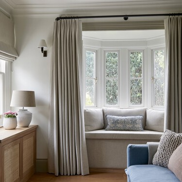 Adiós al frío que se cuela por las ventanas: Amazon rebaja por el Black Friday estas cortinas térmicas ideales para aislar cualquier hogar 