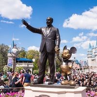 Este verano, viaja en tren desde España al corazón de Disneyland Paris