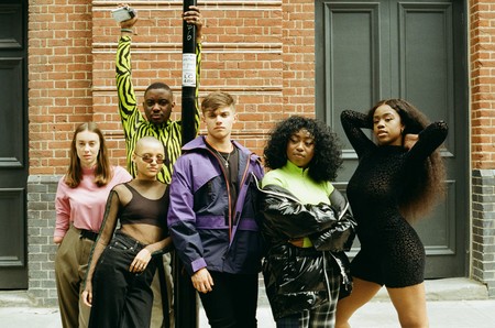 Así son las piezas más coloridas de COLLUSION, la nueva marca unisex de ASOS