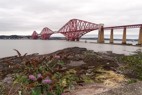 Forth Bridge y otros puentes unidos para siempre a la Familia Real Británica