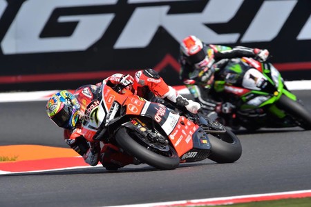 Chaz Davies Jonathan Rea Sbk 2016