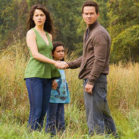 Cuando hueles la hierba recién cortada estás escuchando a las plantas pedir ayuda. Un estudio japonés ha demostrado que Shyamalan tenía razón 