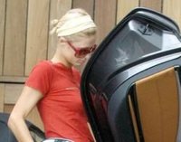 Paris Hilton tiene problemas con su Mercedes SLR