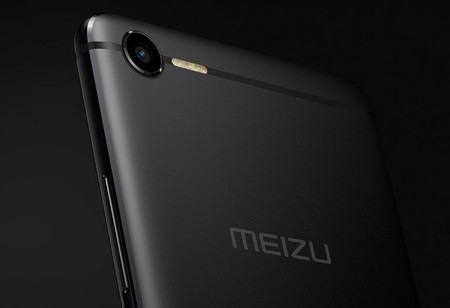 Meizu E2: un gama media con cámara de 13 MP y flash LED cuádruple