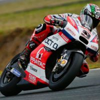 Danilo Petrucci manda en una primera jornada de test condicionada por la lluvia australiana 