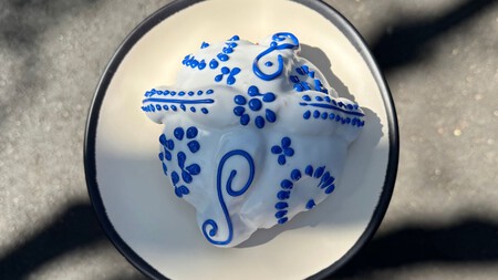 Dónde encontrar el pan de muerto de talavera en CDMX, una delicia que parece obra de arte