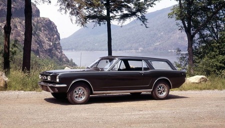 Ford Mustang Familiar 4