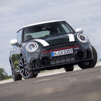 MINI Anniversary Edition 2022, una versión limitada que conmemora a John Cooper de una forma especial