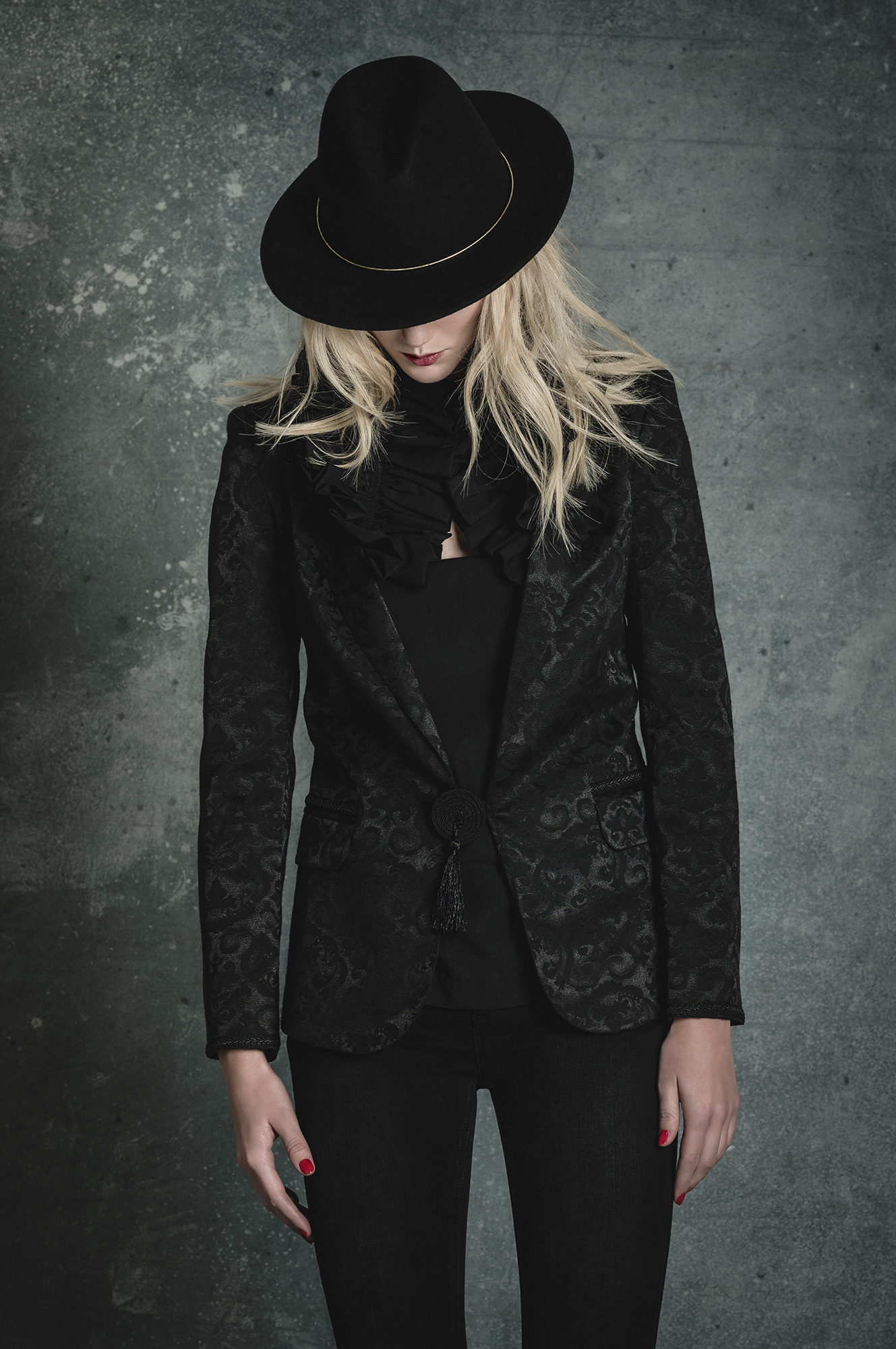 Foto de Spanish Collection la colección de diciembre Suiteblanco (1/15)