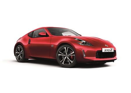 El Nissan 370Z sigue dando batalla con ligeros cambios para la versión coupé 2018