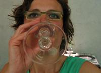 Consumir alcohol antes del primer embarazo aumenta el riesgo de cáncer de mama 