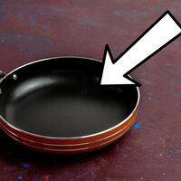 Qué es el teflón, por qué lo tienen los sartenes de tu cocina y por qué se llama así  