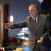 "Somos muy afortunados de tener a Guillermo del Toro". Francis Ford Coppola se deshace en elogios hacia 'Frankenstein', y con razón 