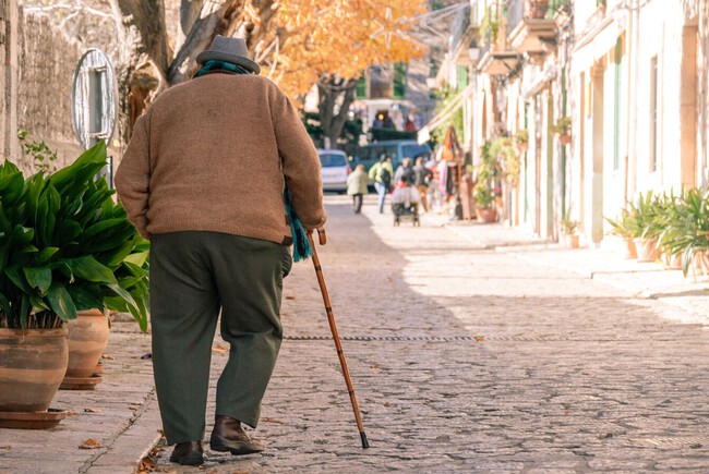 Ya entró en vigor: España modifica la jubilación y permite a los pensionistas cobrar parte de su pensión si vuelven a trabajar