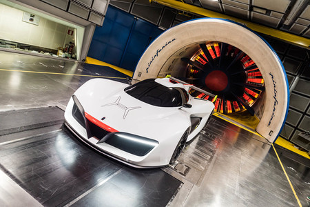 Pininfarina se reinventa como fabricante de lujosos SUV y superdeportivos eléctricos