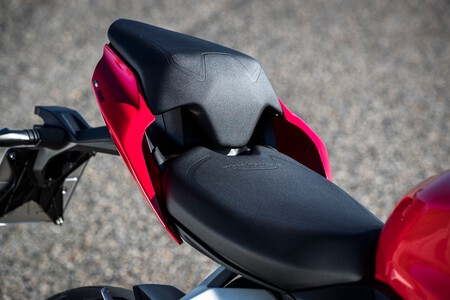 Ducati Streetfighter V2 2021 014