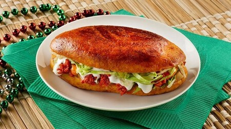 Pambazo De Papas Con Chorizo