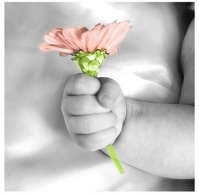 ¿Por qué huelen bien los bebés?