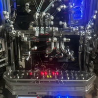 Tardó cuatro años en crear el "jefe final" de los PC Gaming. Ahora, su invento parece una fábrica en miniatura 