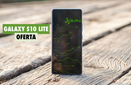 Las ofertas anticipadas de Black Friday en Amazon nos traen el Samsung Galaxy S10 Lite a un precio de locura: 399 euros