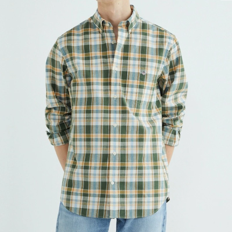 Gant Camisas de estampado de cuadros de corte recto y cierre de botones