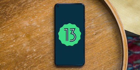 Android 13 apunta maneras: cambios en notificaciones, ajustes rápidos y más novedades de la Preview 2