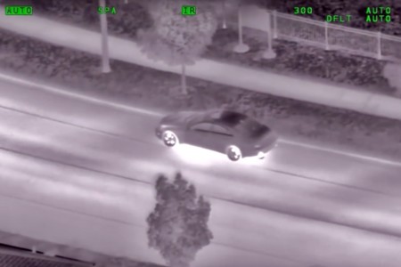 ¿No eres un delincuente? Pues evita jugar a Pokémon Go al volante de madrugada si no quieres problemas