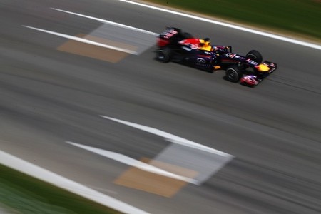 Sebastian Vettel y Fernando Alonso dominan el viernes en el Circuit de Catalunya