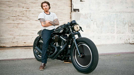 Technics Sporty Harley por Roland Sands Designs