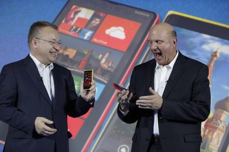 A Steve Ballmer no le gustan los nombres que elegía Nokia, promete denominaciones más cortas