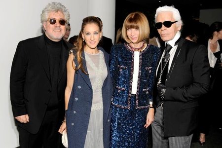 En el MoMA todos quieren ser amigos de Almodóvar