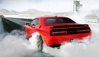 Escucha la llamada del 2015 Dodge Challenger SRT Hellcat