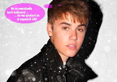 En vez de poner a Justin en órbita, mejor que lo lancen con velocidad de escape