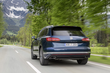 Volkswagen Touareg trasera