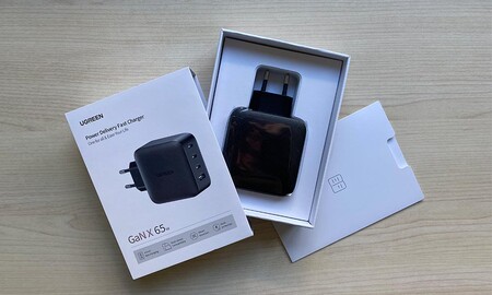 Análisis cargador UGREEN GaN X 65W: carga hasta 4 dispositivos a la vez en poco tiempo y por menos de lo que te costarían otros cargadores rápidos