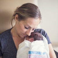 ¿Eres una mamá UCI? Es duro, pero recuerda que no estás sola