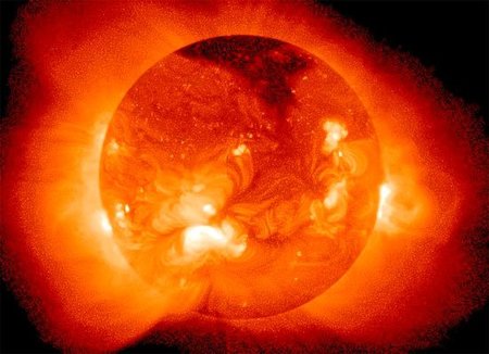 El Sol esconde un secreto oscuro